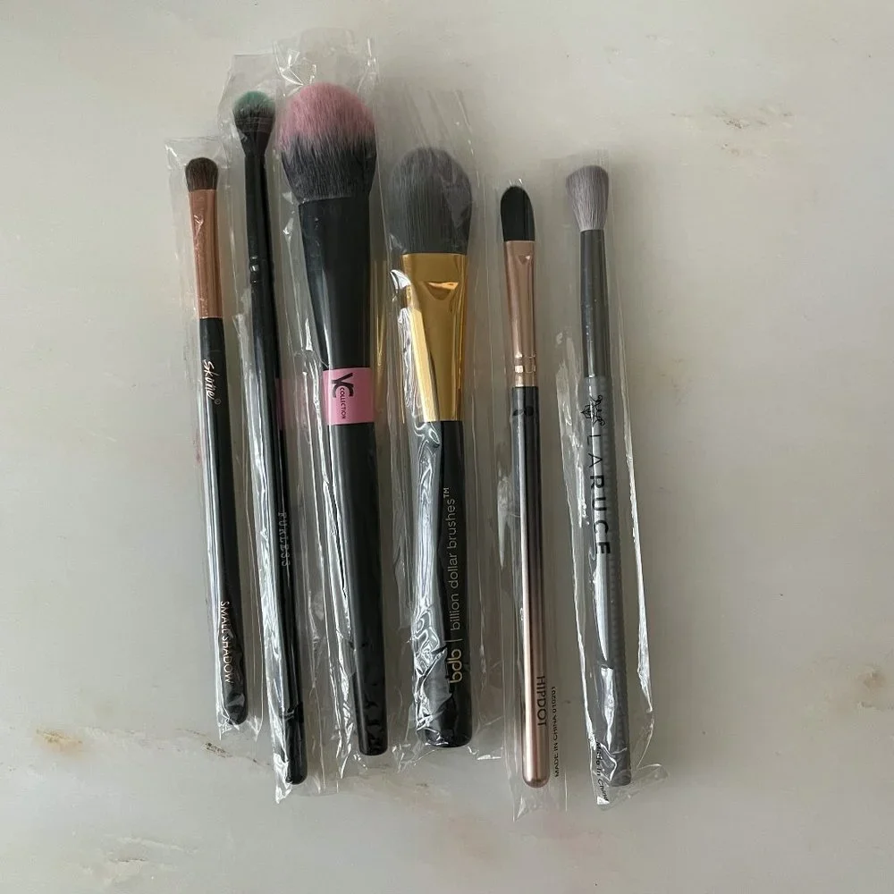 Assorted Makeup Brushes Bundle